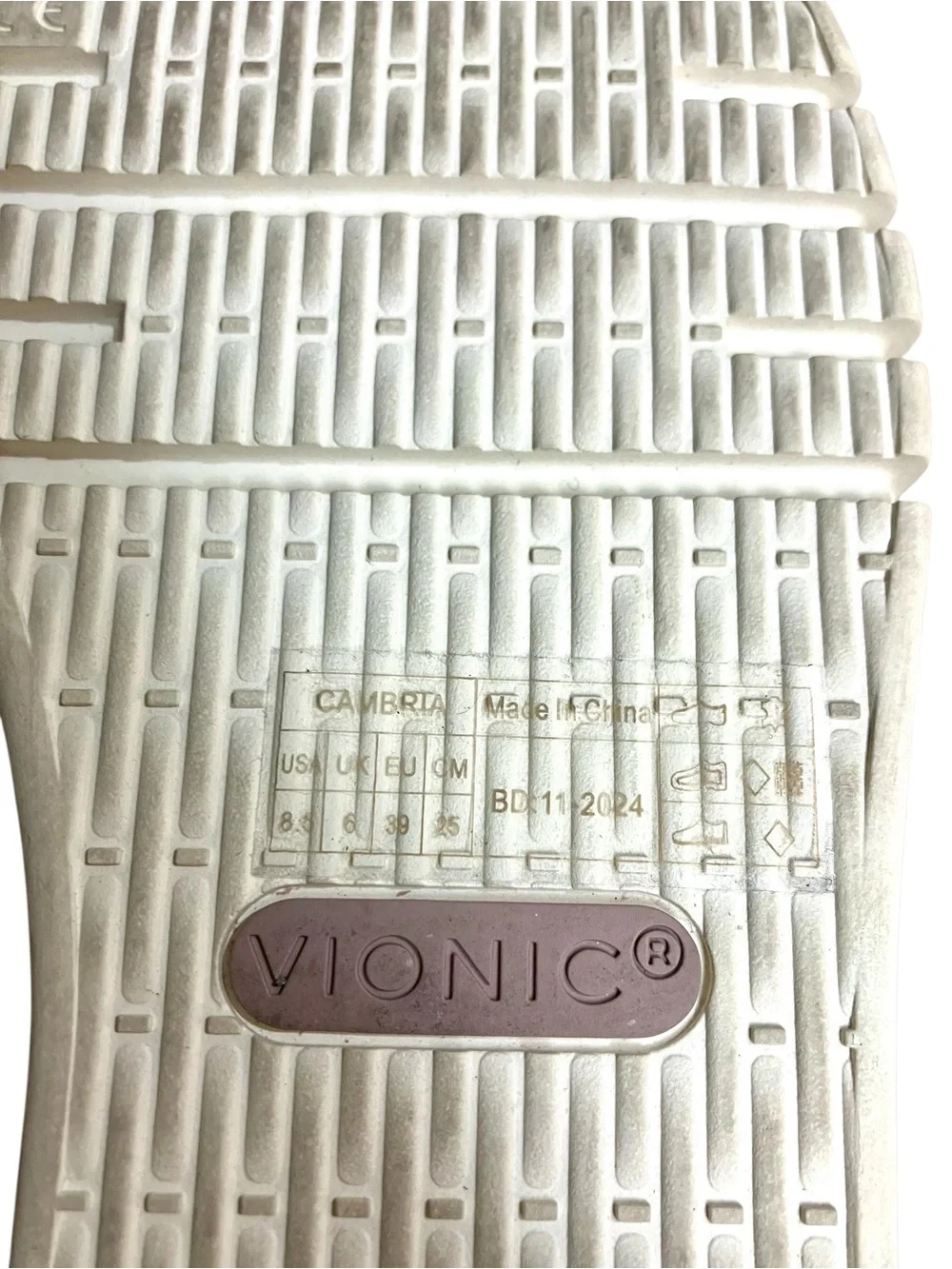 Vionic Cambria Orthopedic Slip On Loafer Sneakers Magnolia Dusk Size 8.5